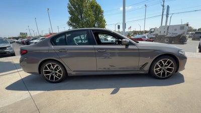 2022 BMW 5 Series 530e xDrive