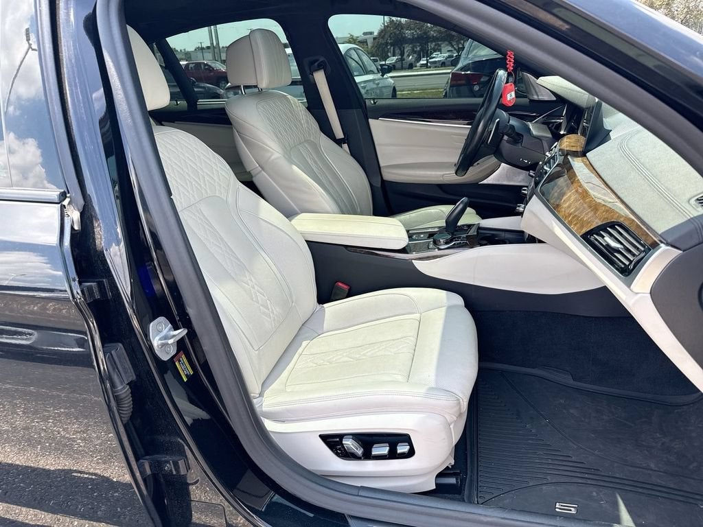 2020 BMW 5 Series Sedan M550i xDrive Sedan