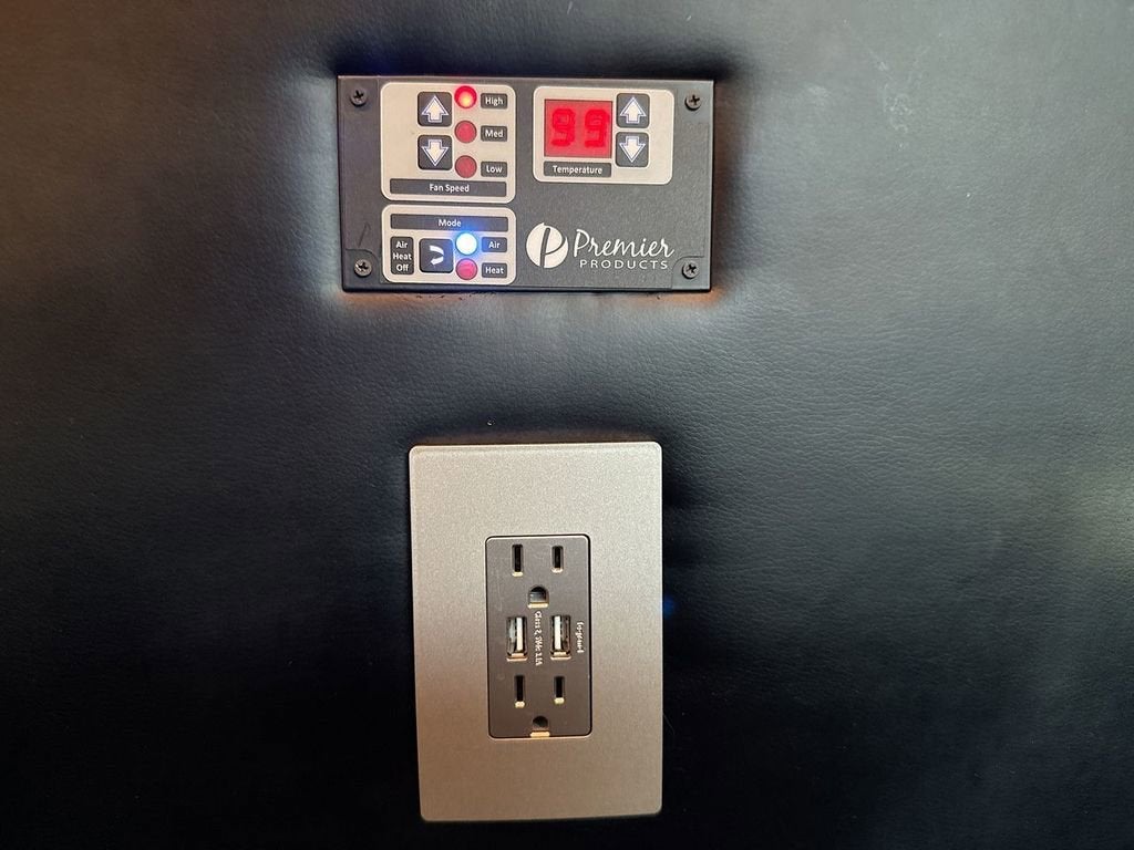 2016 Mercedes-Benz Sprinter Chassis-Cabs 2WD Reg Cab 170" WB