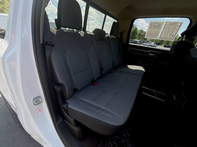 2019 RAM 1500 Big Horn/Lone Star Crew Cab 4x4 5'7" Box