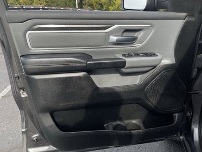 2020 RAM 1500 Big Horn Crew Cab 4x4 5'7" Box