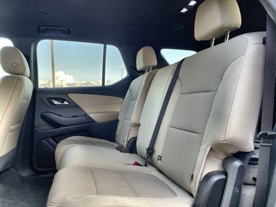 2022 Chevrolet Traverse LS
