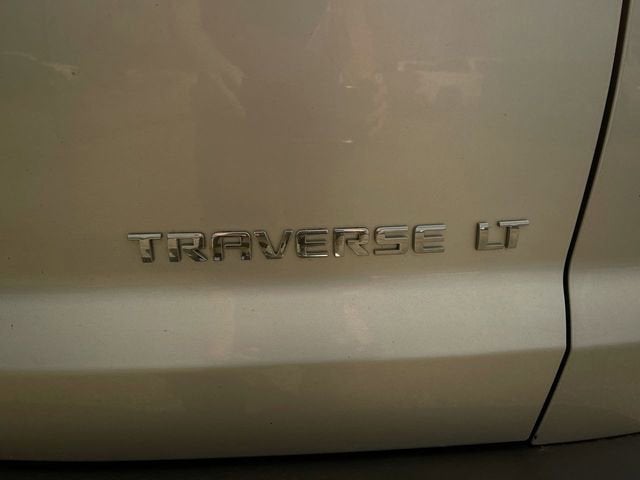 2011 Chevrolet Traverse LT w/1LT