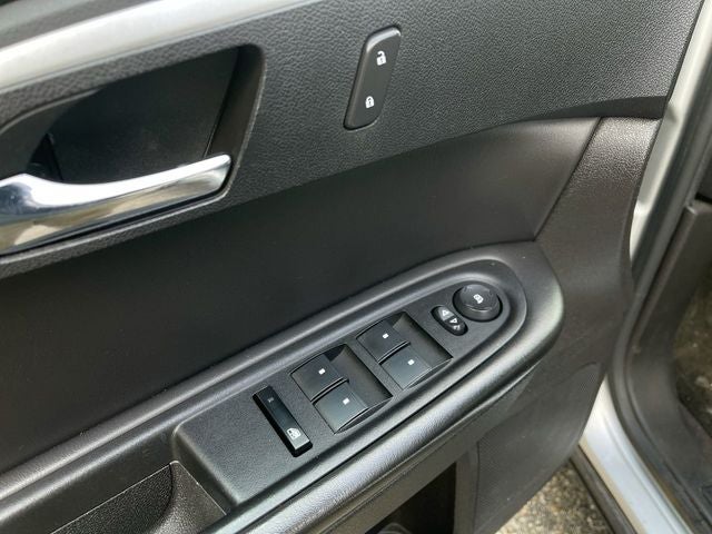 2011 Chevrolet Traverse LT w/1LT