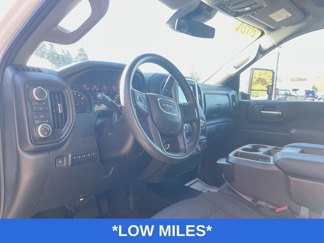 2024 GMC Sierra 2500 HD Pro
