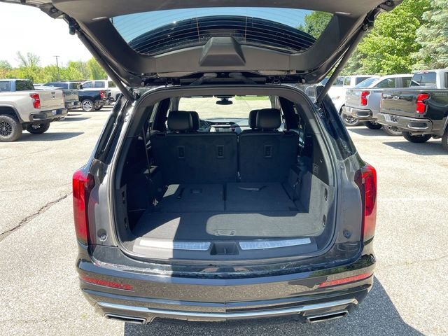 2025 Cadillac XT6 Luxury