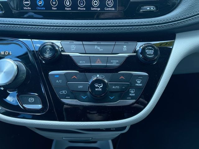 2020 Chrysler Pacifica Limited