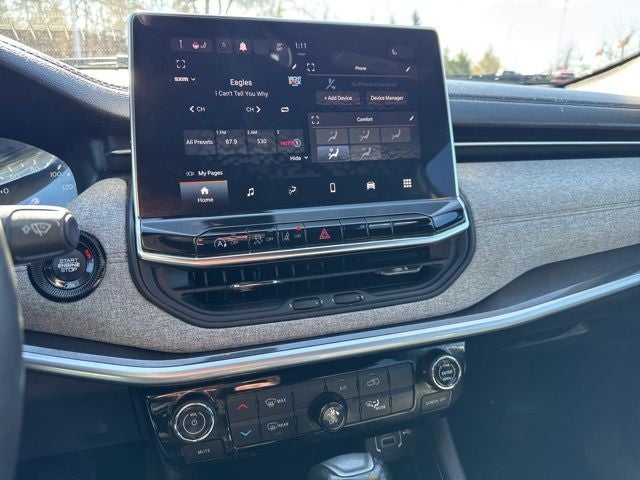2023 Jeep Compass Latitude Lux FWD