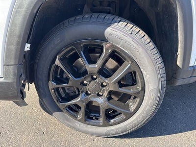 2023 Jeep Compass Latitude Lux FWD