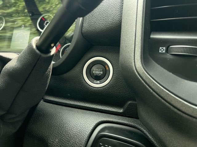 2025 RAM 2500 Tradesman Crew Cab 4x4 8' Box