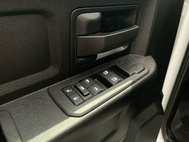 2025 RAM 2500 Tradesman Crew Cab 4x4 8' Box