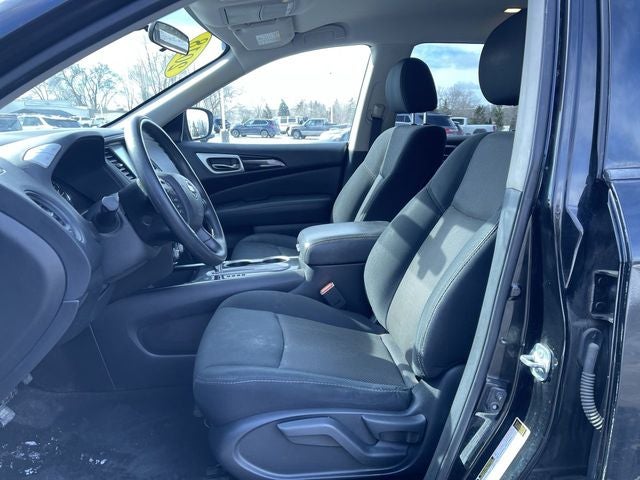 2018 Nissan Pathfinder S