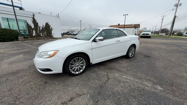 2013 Chrysler 200 Limited