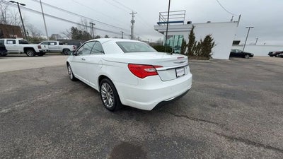2013 Chrysler 200 Limited