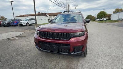 2023 Jeep Grand Cherokee L Altitude 4x4