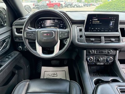 2023 GMC Yukon SLT