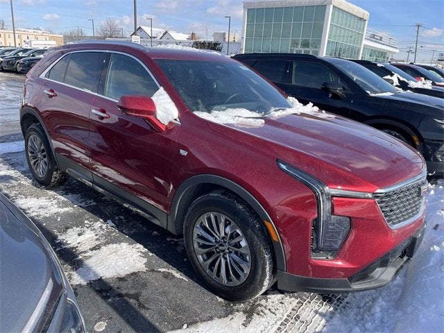2025 Cadillac XT4 Premium Luxury