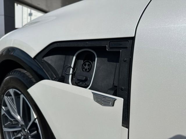 2024 Cadillac LYRIQ Sport 2