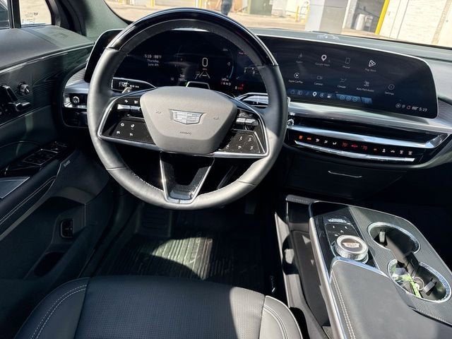 2024 Cadillac LYRIQ Sport 2