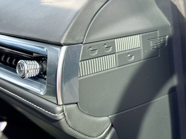 2024 Cadillac LYRIQ Sport 2