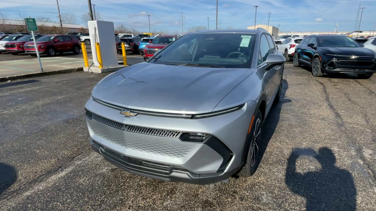2026 Chevrolet Equinox EV LT