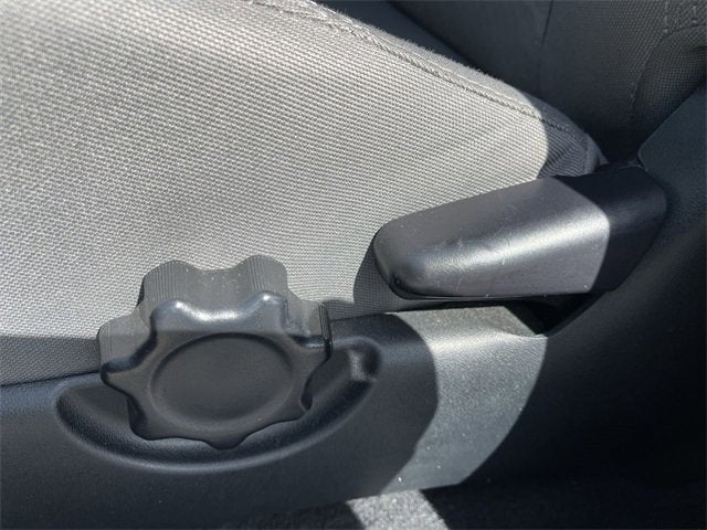 2022 Toyota Tacoma 4WD SR