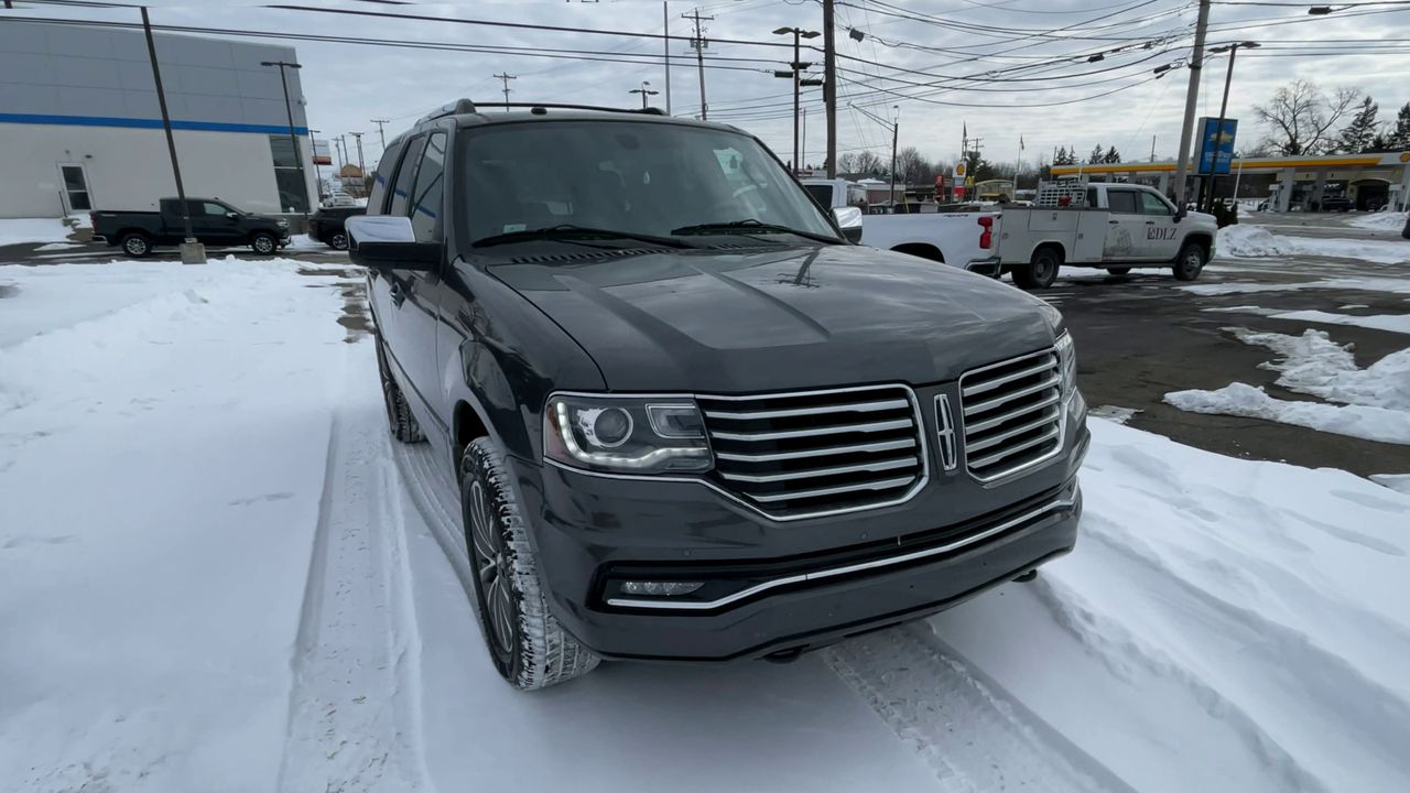 2017 Lincoln Navigator Select